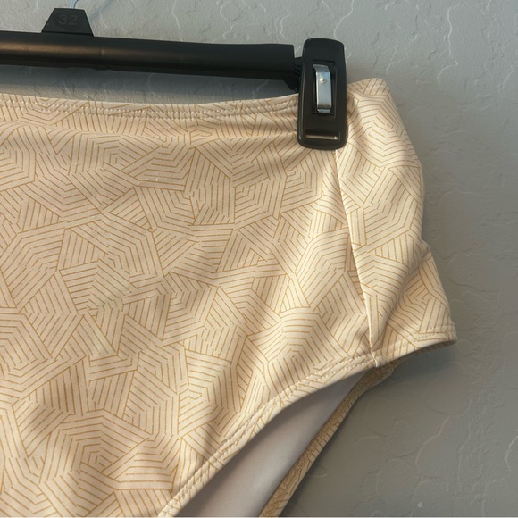 Geode swimwear yellow white geometric pattern tankini set size large - Picture 12 of 16